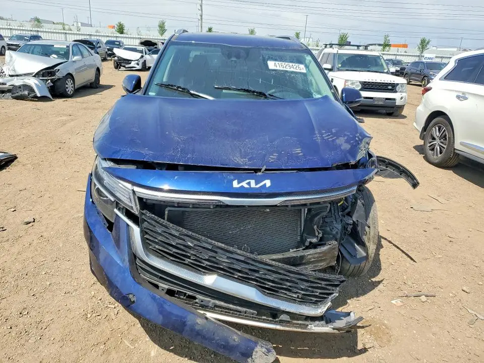 2023 KIA SELTOS EX  