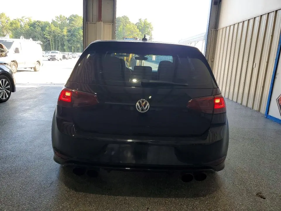 2017 VOLKSWAGEN GOLF R   