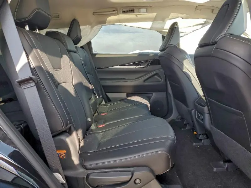 2024 INFINITI QX60 PURE  