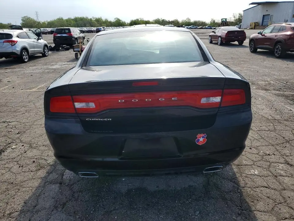 2014 DODGE CHARGER SE  