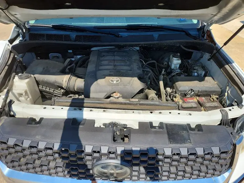 2019 TOYOTA TUNDRA CREWMAX SR5  