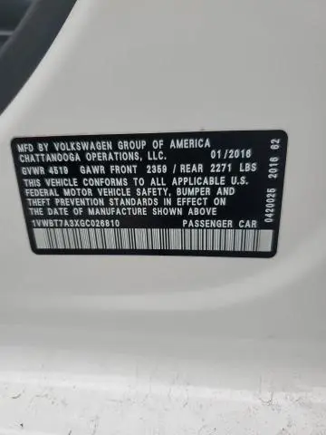 2016 VOLKSWAGEN PASSAT SE  
