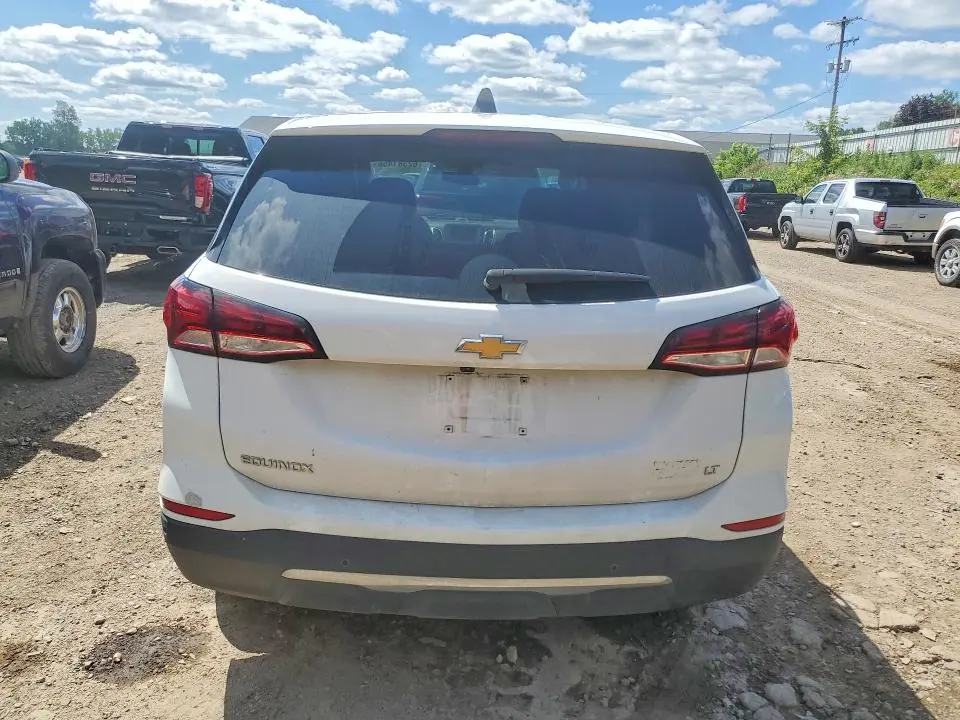 2022 CHEVROLET EQUINOX LT  