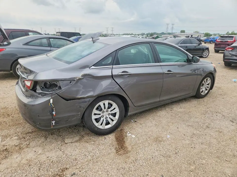 2011 HYUNDAI SONATA GLS  