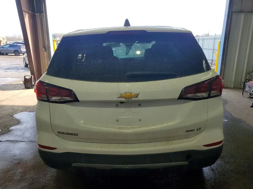 2024 CHEVROLET EQUINOX LT  