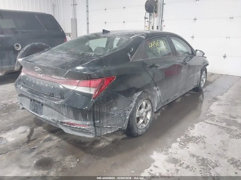 2023 HYUNDAI ELANTRA SE