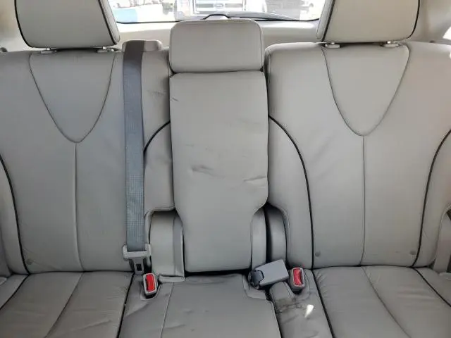 2014 TOYOTA VENZA LE  