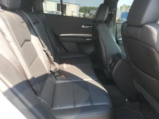 2024 CADILLAC XT4 PREMIUM LUXURY  