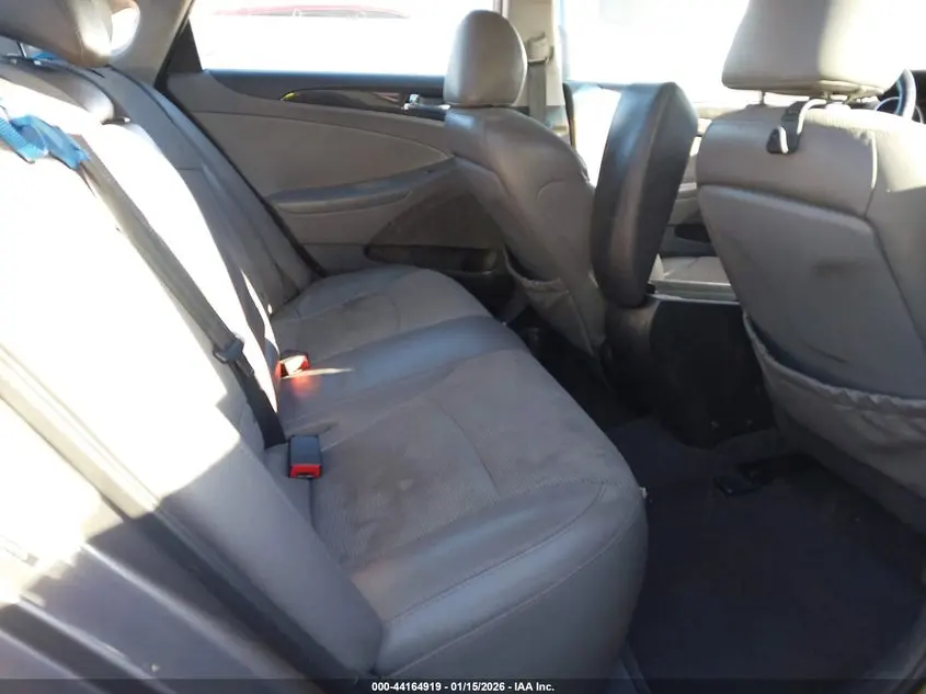 2014 HYUNDAI SONATA SE