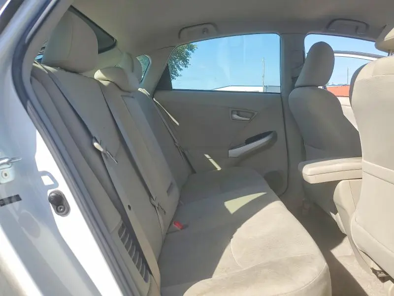2010 TOYOTA PRIUS II  