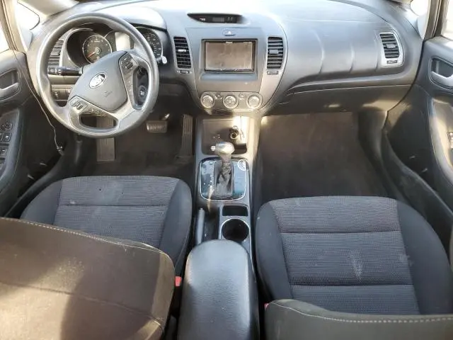 2017 KIA FORTE LX  