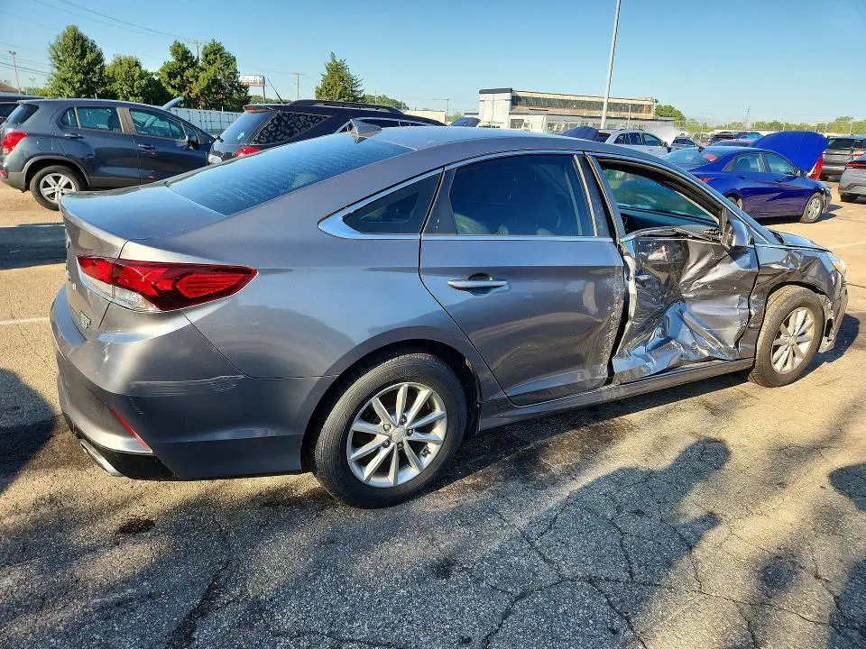 2019 HYUNDAI SONATA SE  