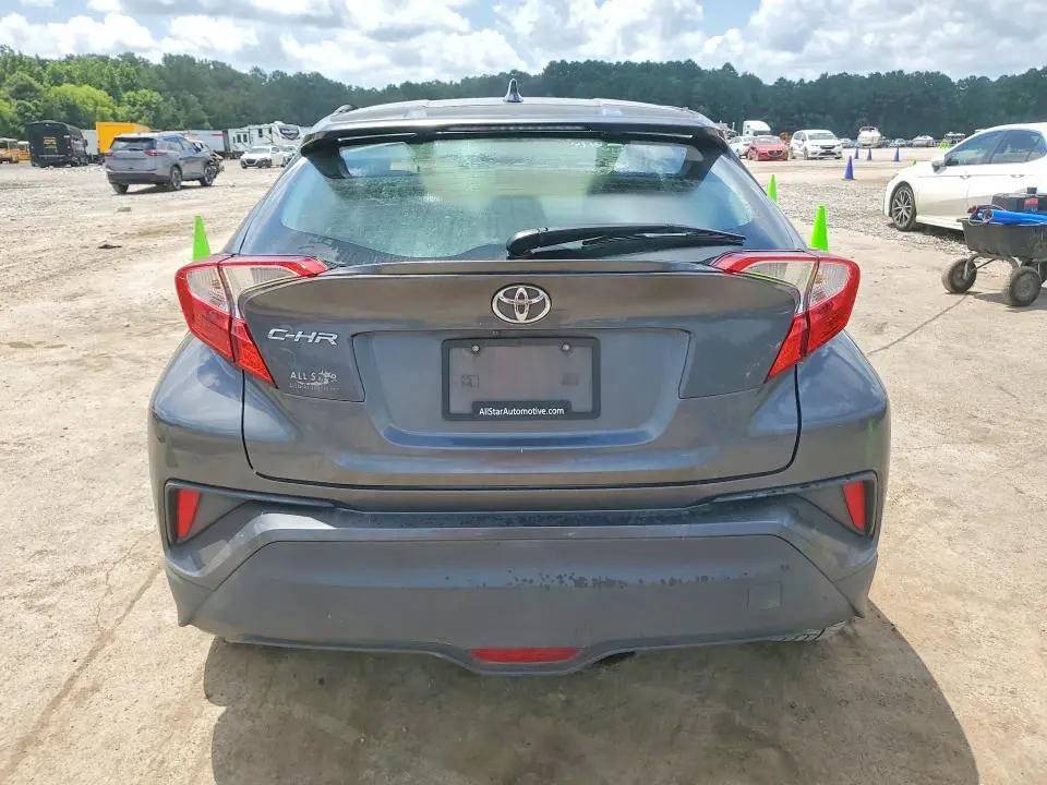 2018 TOYOTA C-HR XLE PREMIUM  