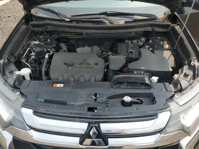 2018 MITSUBISHI OUTLANDER SE  