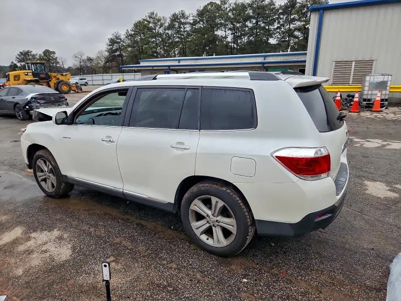 2013 TOYOTA HIGHLANDER LIMITED  