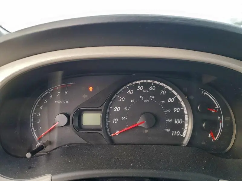 2014 TOYOTA SIENNA LE  