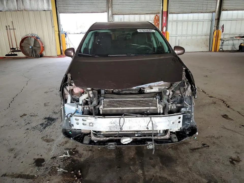 2016 TOYOTA PRIUS V THREE  