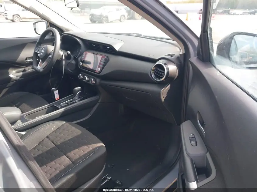 2023 NISSAN KICKS SV XTRONIC CVT
