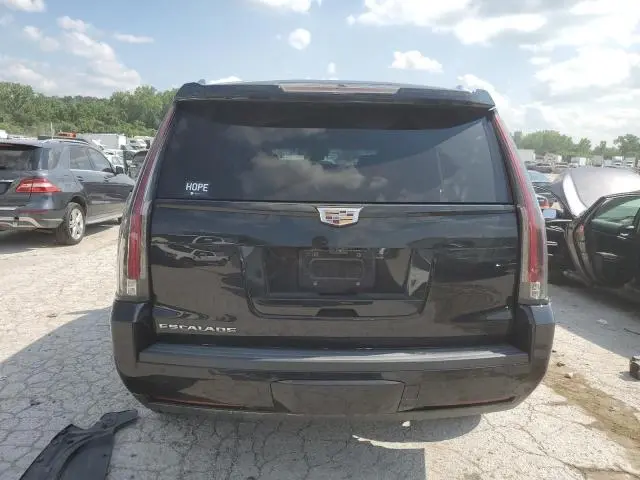 2019 CADILLAC ESCALADE LUXURY  