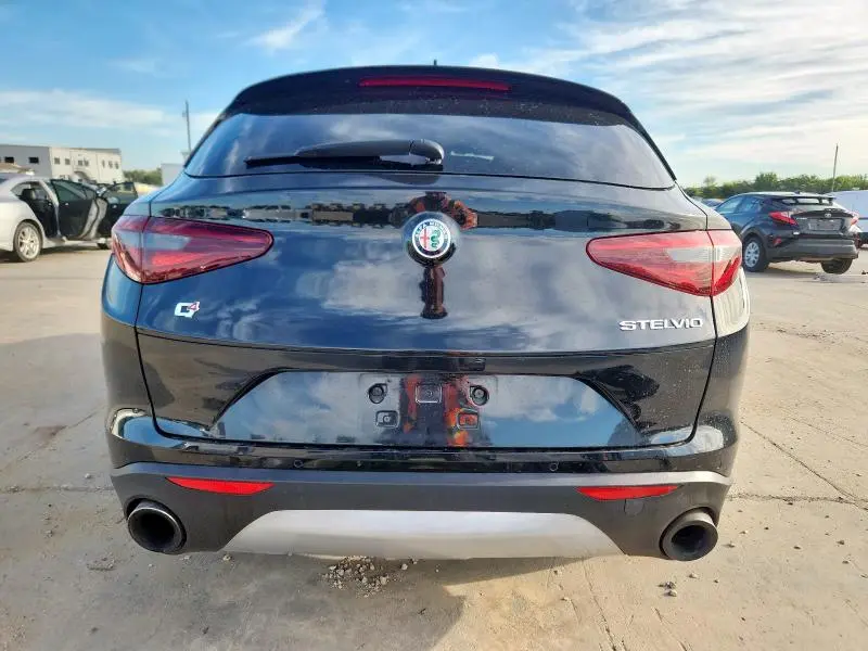 2018 ALFA ROMEO STELVIO TI  