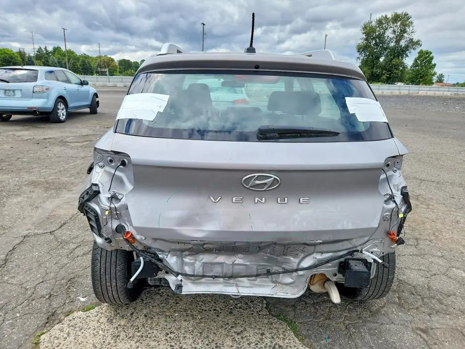 2024 HYUNDAI VENUE SEL  