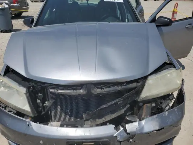 2013 DODGE AVENGER SE  