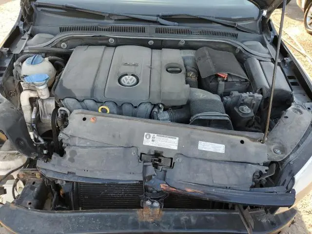 2013 VOLKSWAGEN JETTA SE  