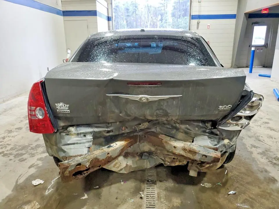 2010 CHRYSLER 300 TOURING  