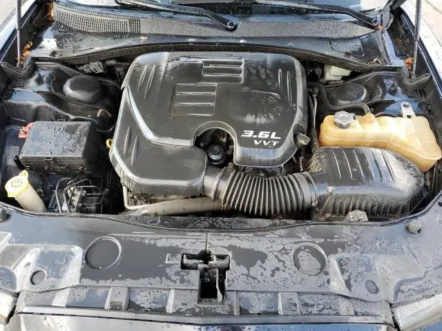 2013 DODGE CHARGER SE  