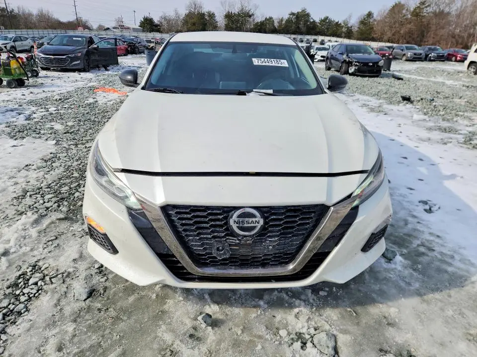 2019 NISSAN ALTIMA 2.5 SR  