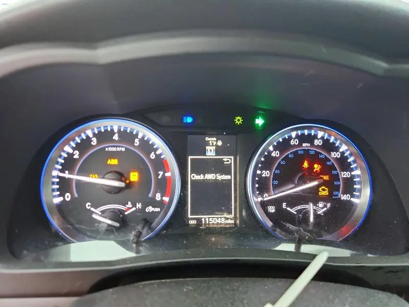 2014 TOYOTA HIGHLANDER XLE  