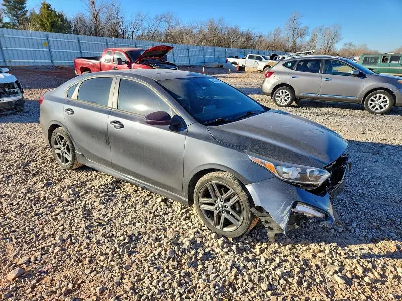 2021 KIA FORTE GT LINE  