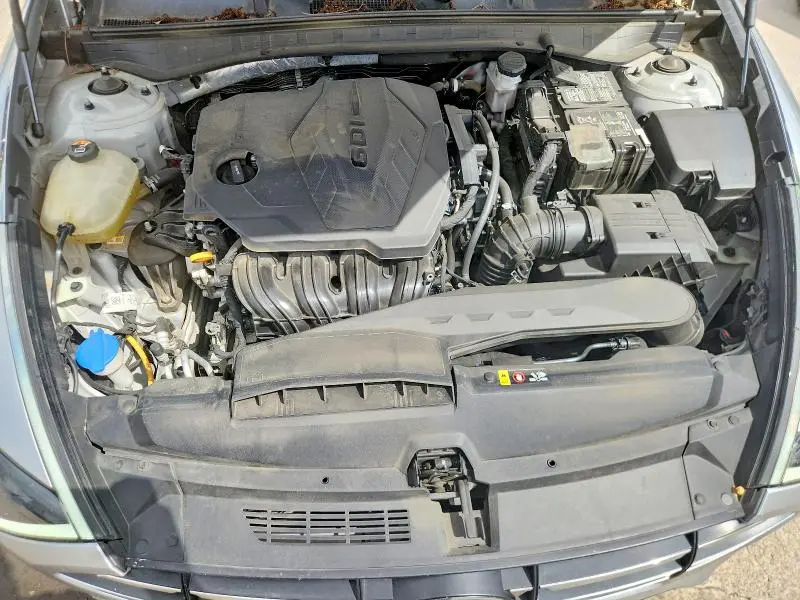 2021 HYUNDAI SONATA SE  