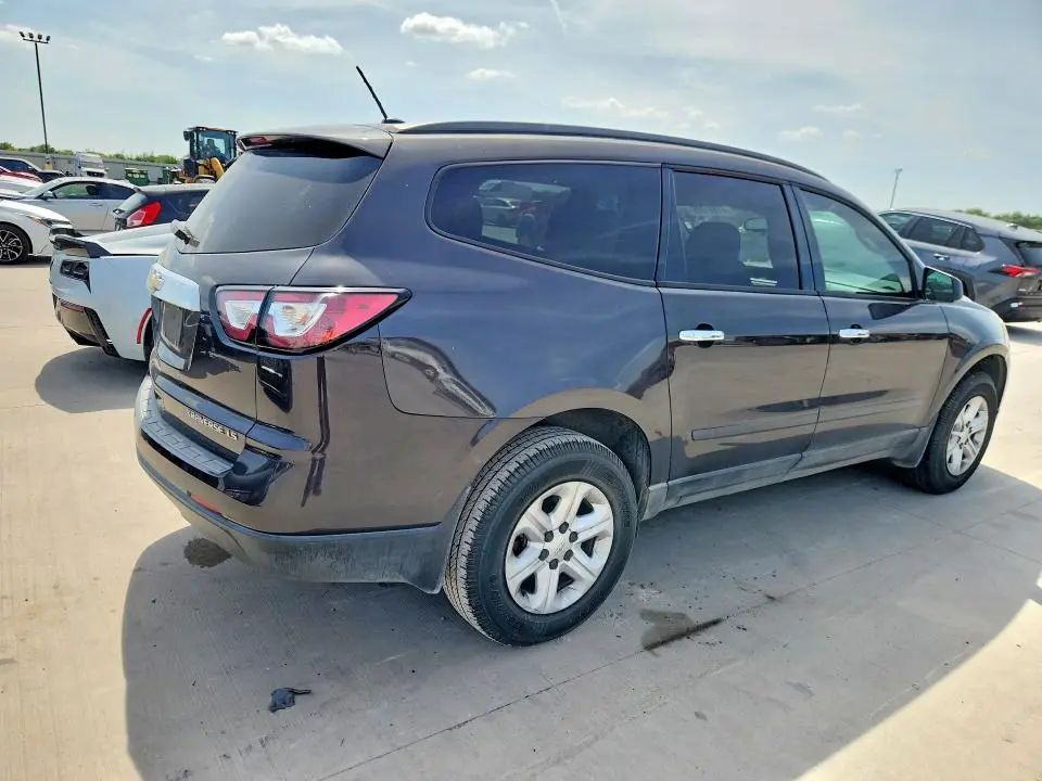 2015 CHEVROLET TRAVERSE LS  