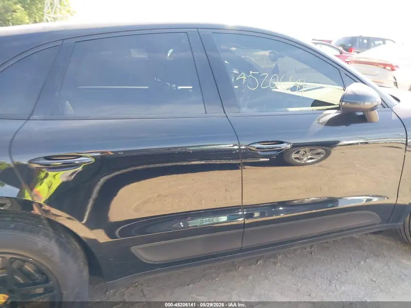 2018 PORSCHE MACAN SPORT EDITION