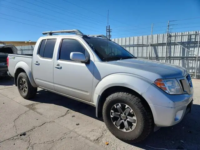 2017 NISSAN FRONTIER S  