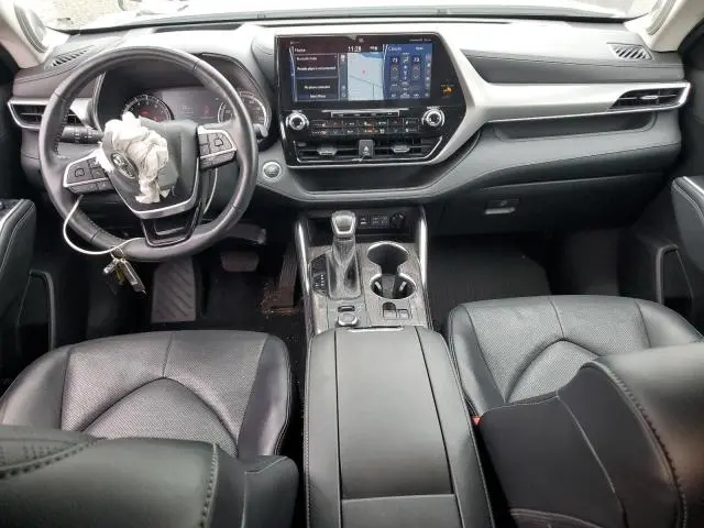 2022 TOYOTA HIGHLANDER PLATINUM  