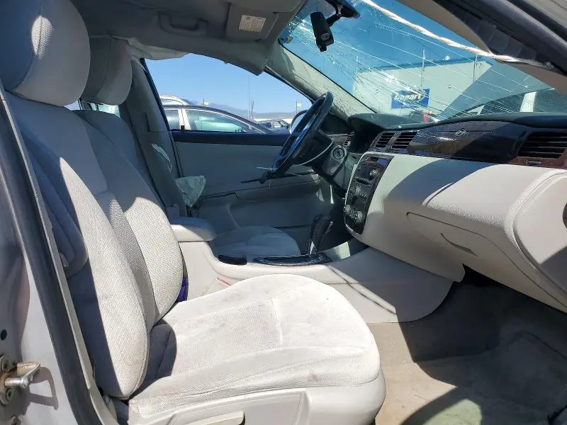 2012 CHEVROLET IMPALA LT  