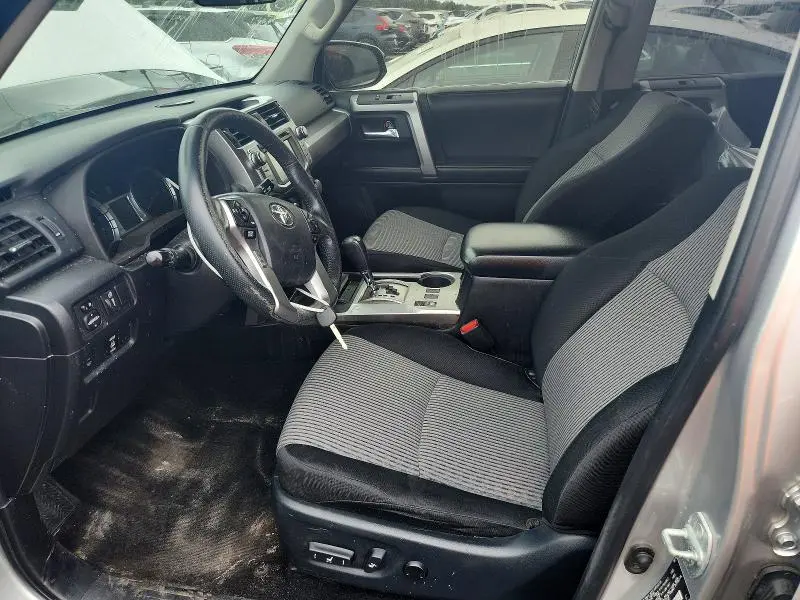 2015 TOYOTA 4RUNNER SR5  