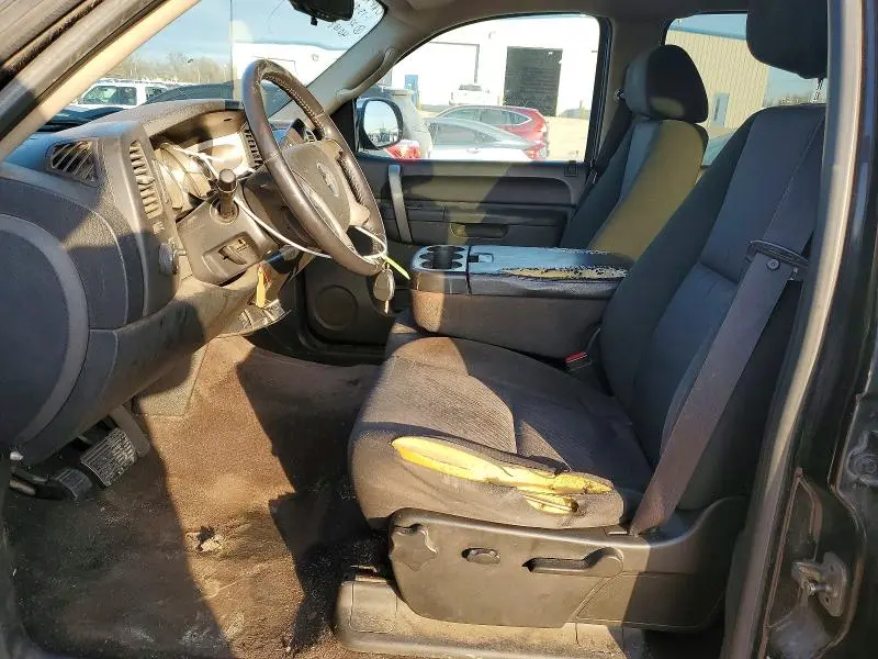 2011 CHEVROLET SILVERADO C1500 LT  