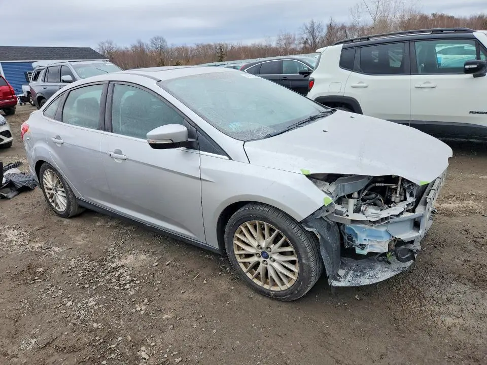 2014 FORD FOCUS TITANIUM  