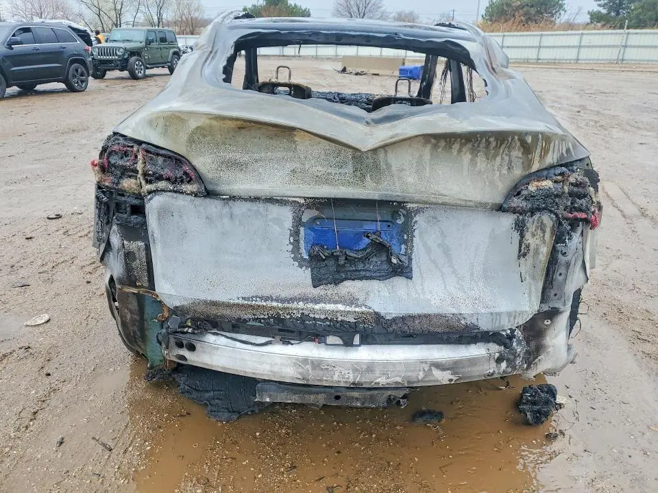2024 TESLA MODEL Y   
