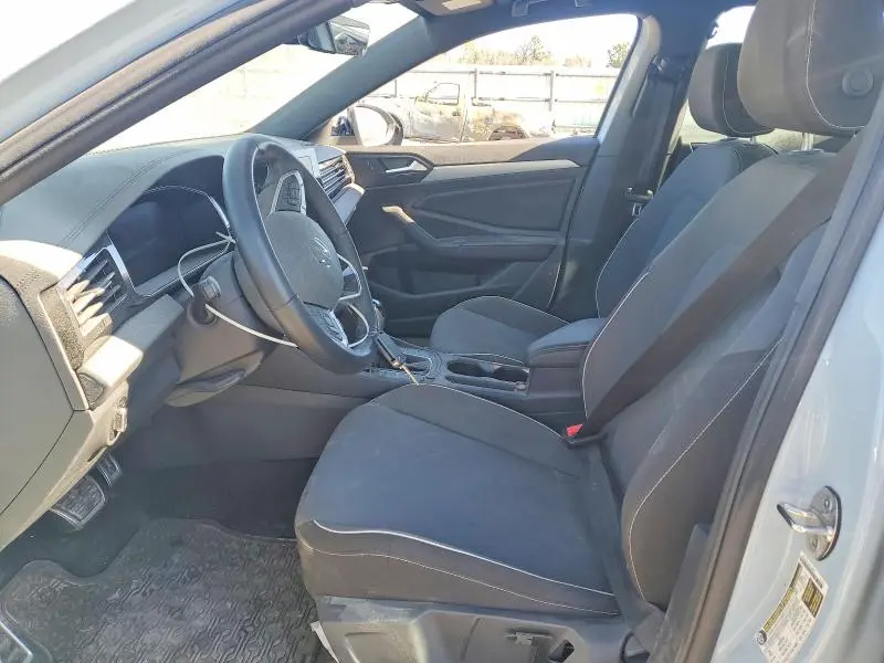 2025 VOLKSWAGEN JETTA SPORT  