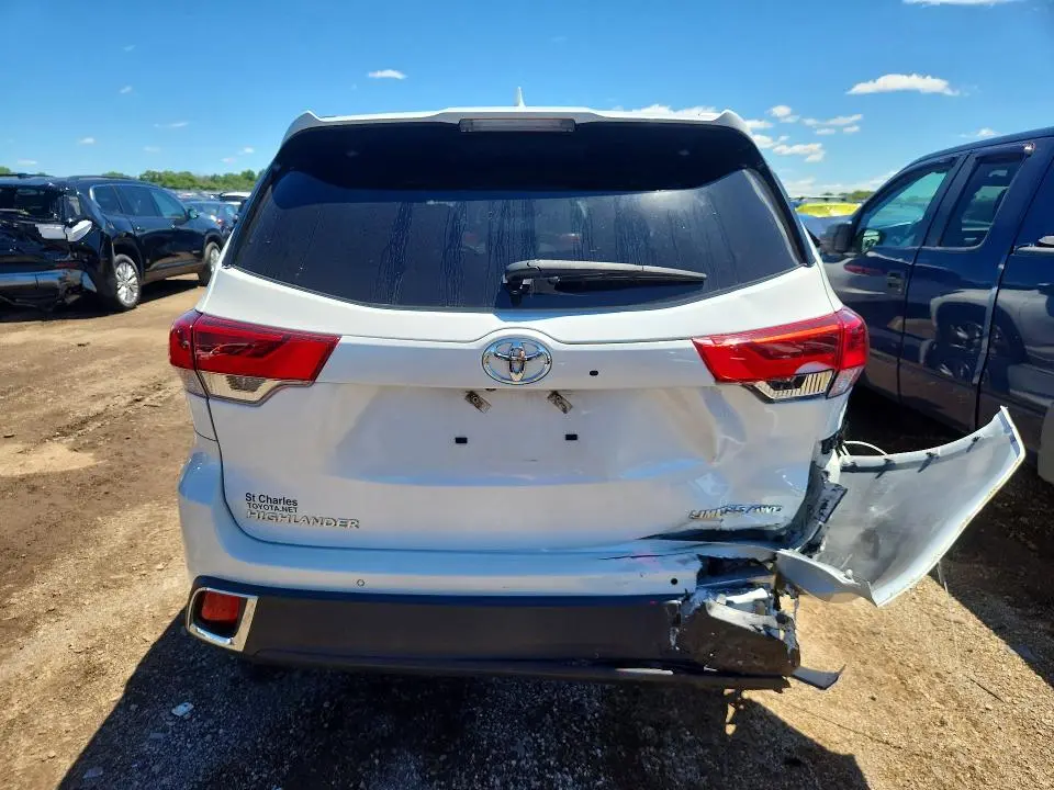 2018 TOYOTA HIGHLANDER LIMITED  