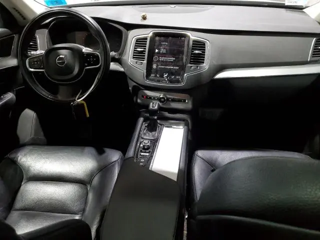 2018 VOLVO XC90 T5  
