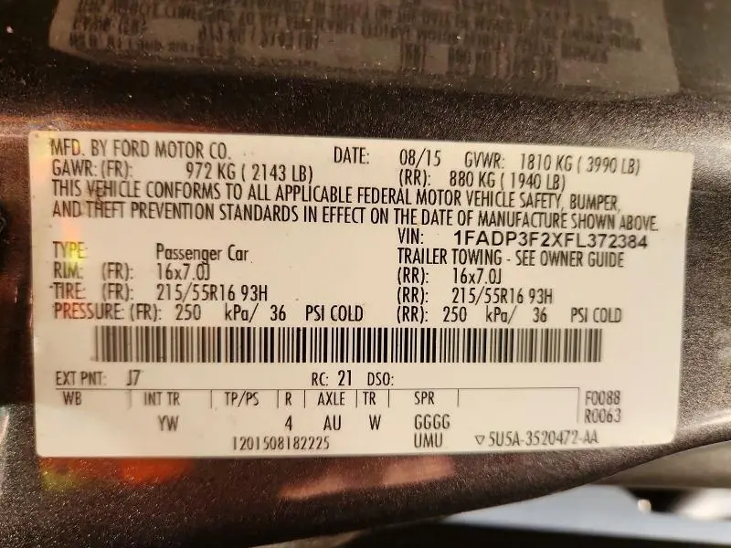 2015 FORD FOCUS SE  