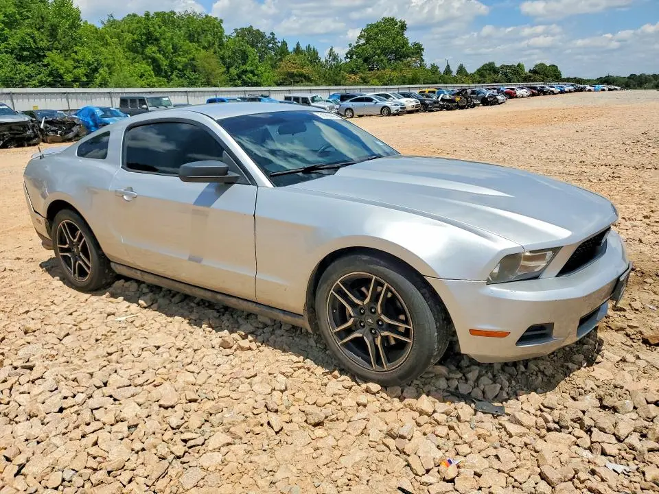 2011 FORD MUSTANG   