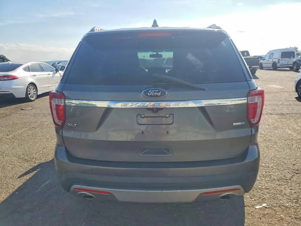 2016 FORD EXPLORER XLT  