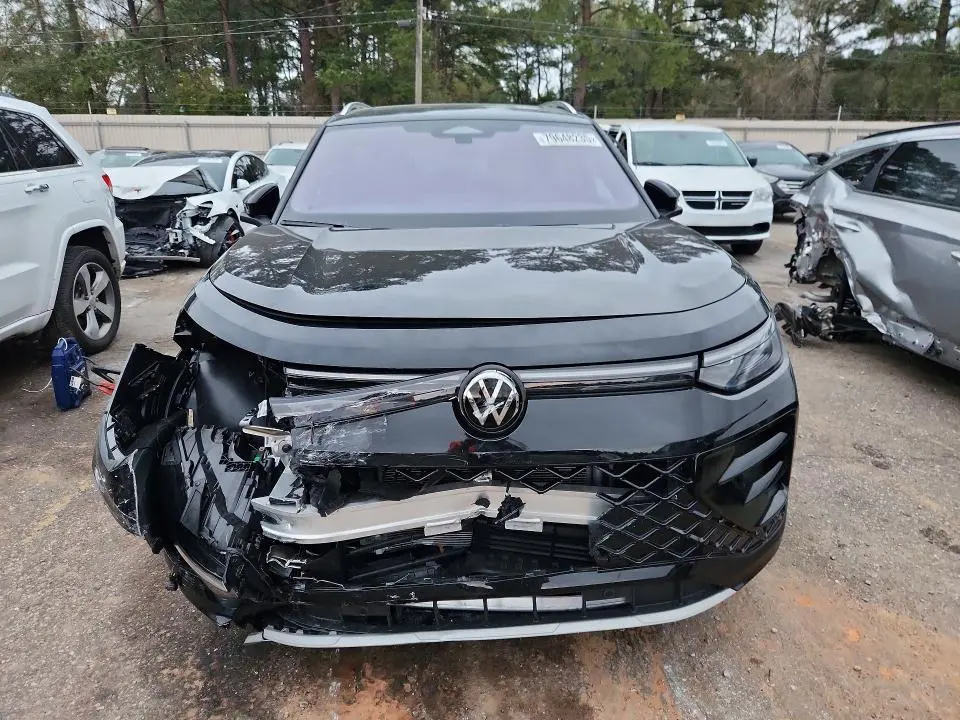2025 VOLKSWAGEN TIGUAN   