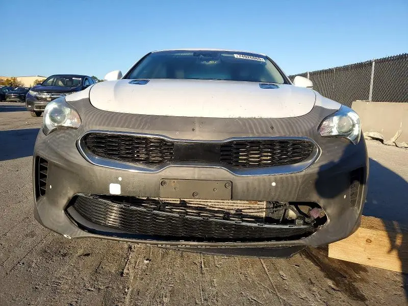 2018 KIA STINGER   